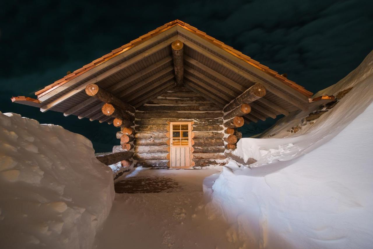 Sunny Valley Mountain Lodge ボルミオ エクステリア 写真