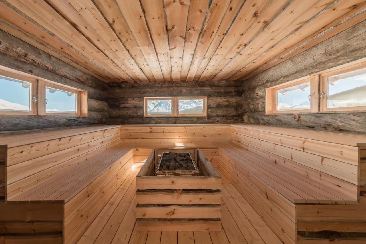 Sunny Valley Mountain Lodge ボルミオ エクステリア 写真